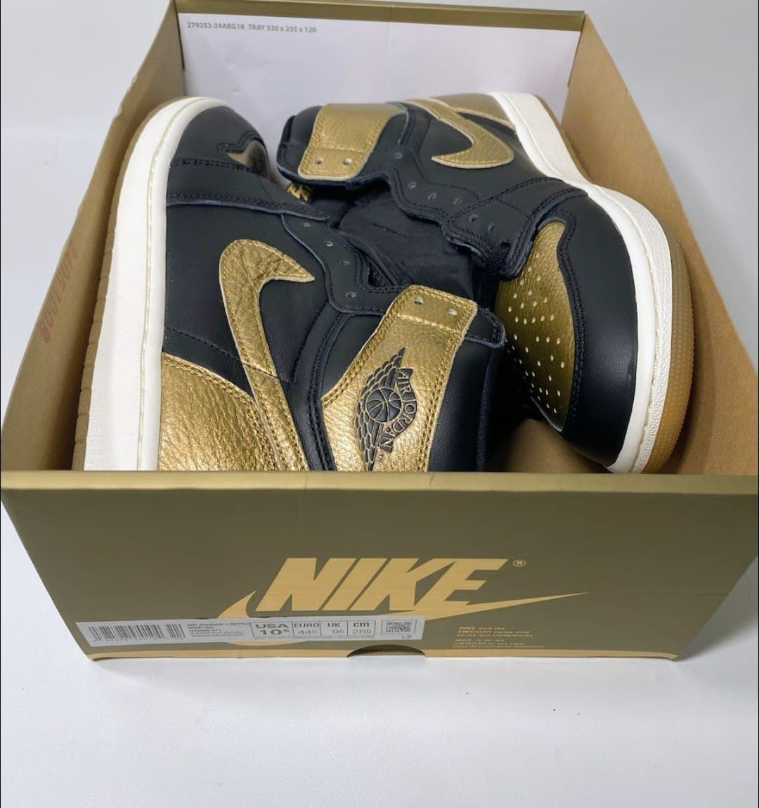 AIR JORDAN 1 HIGH OG, BLACK AND GOLD