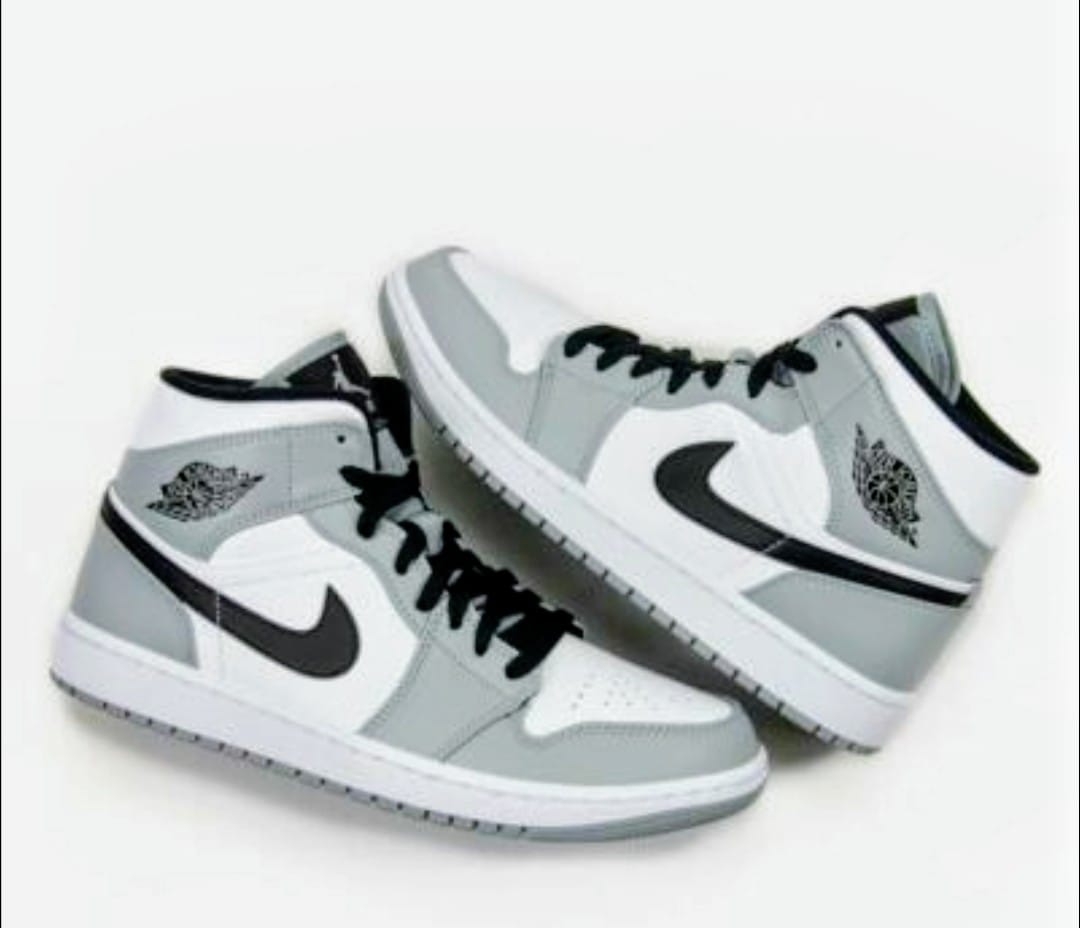NIKE MEN GREY AIR JORDAN 1 MID CASUAL SHOES